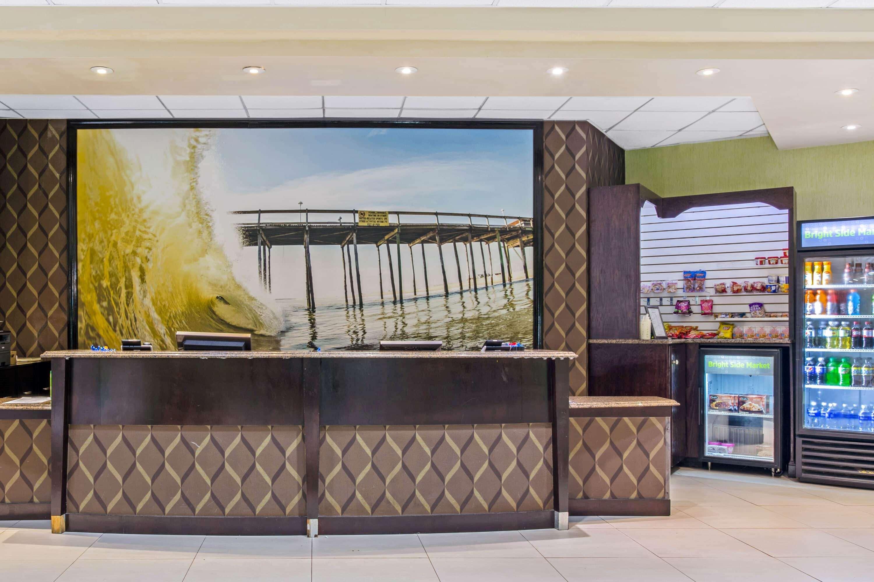La Quinta By Wyndham Salisbury Hotel Ngoại thất bức ảnh