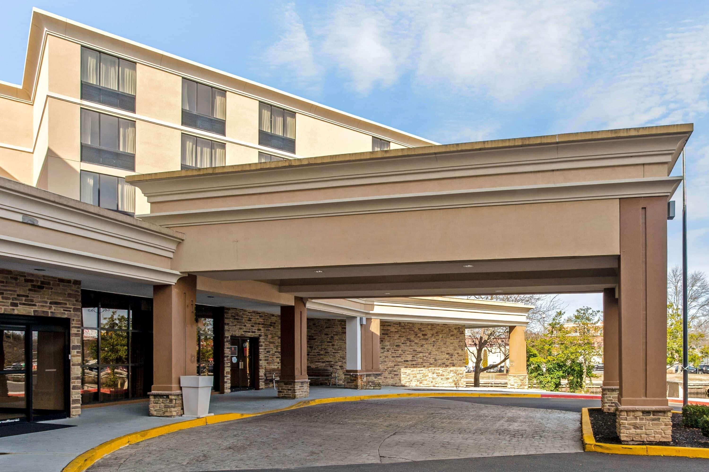 La Quinta By Wyndham Salisbury Hotel Ngoại thất bức ảnh