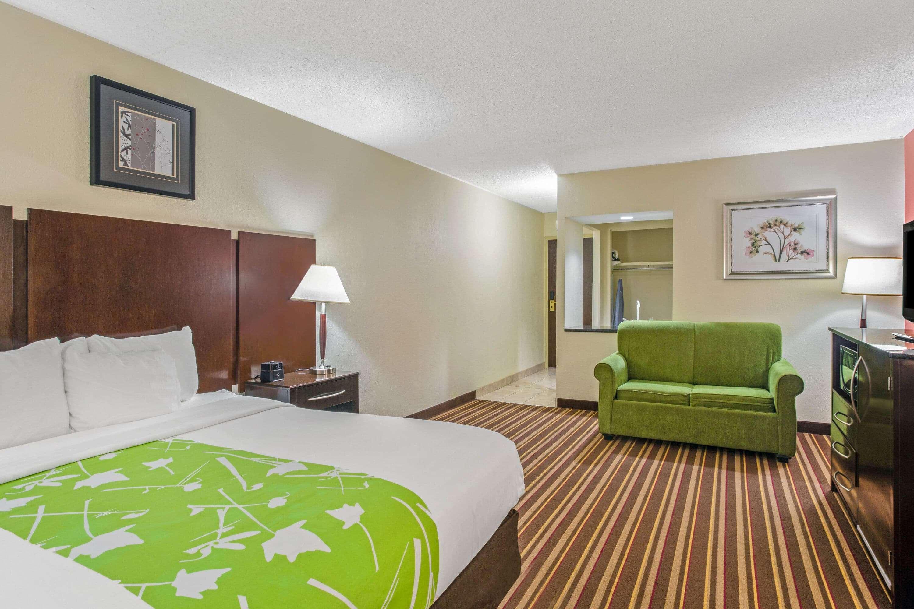 La Quinta By Wyndham Salisbury Hotel Ngoại thất bức ảnh
